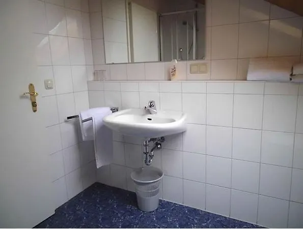 Gastehaus Am Rathaus Apartment Hohenpeissenberg Germany