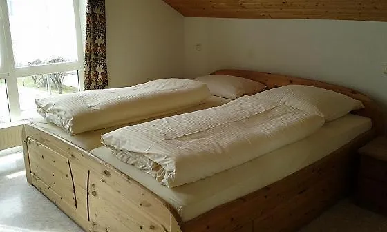 Homestay Gastehaus Am Rathaus Apartment Hohenpeissenberg